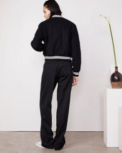 Oona bomber