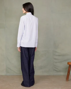 Soft collar shirt