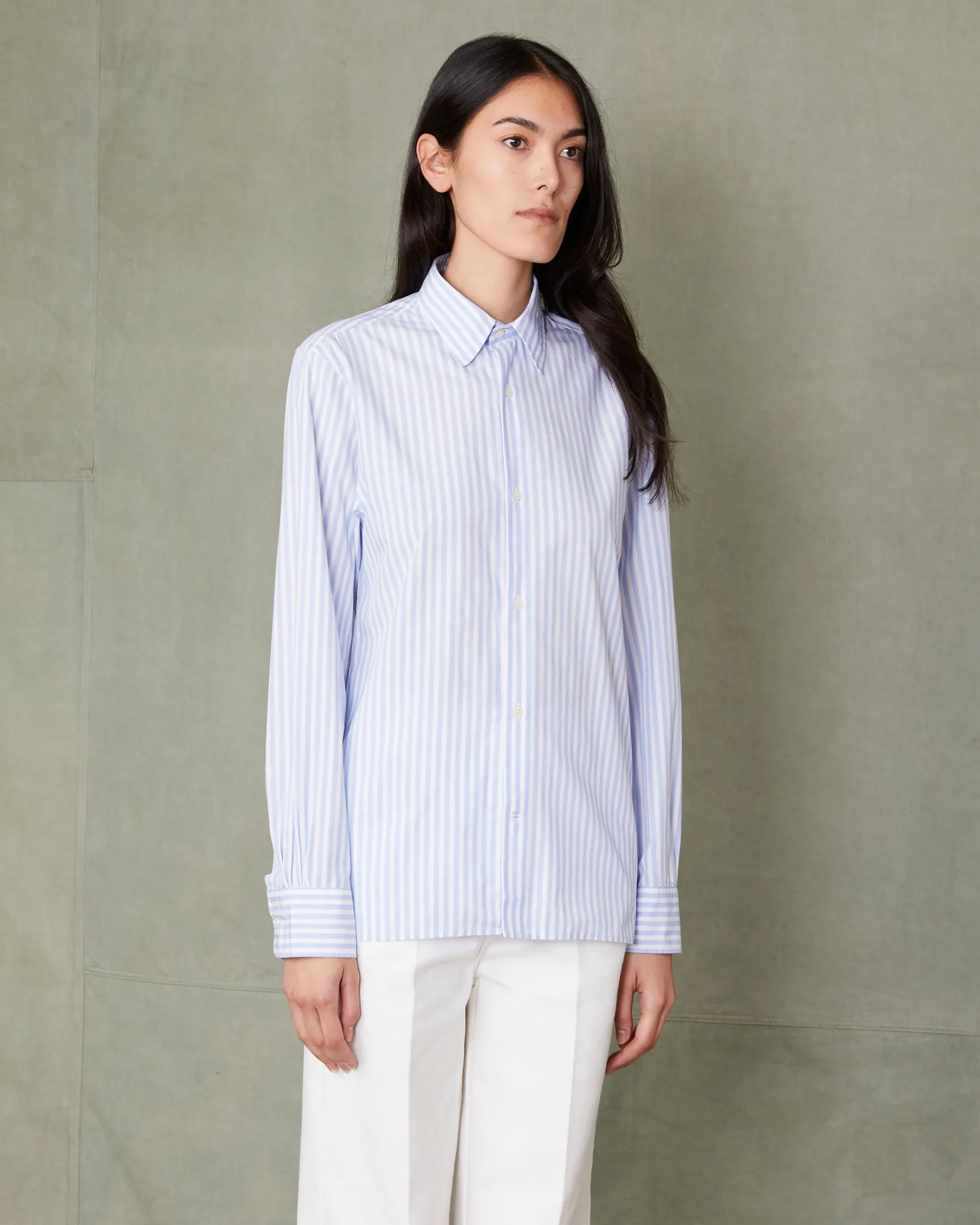 Soft collar shirt
